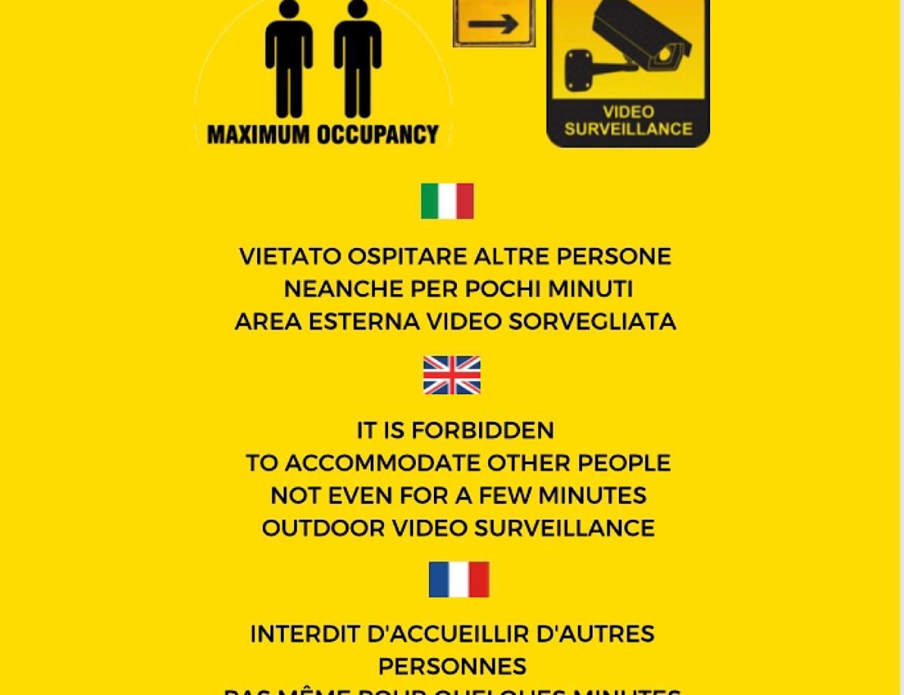 EXCLUSIVE USE - USO ESCLUSIVO - La Maison de Famille - ENTIRE HOUSE - INTERA CASA - WITH KITCHENETTE - CON CUCININO - WITH WASHING MACHINE - CON LAVATRICE - FREE PUBLIC PARKING IN FRONT OF THE HOUSE - PARCHEGGIO PUBBLICO GRATUITO DIFRONTE ALLA CASA Olbia Esterno foto